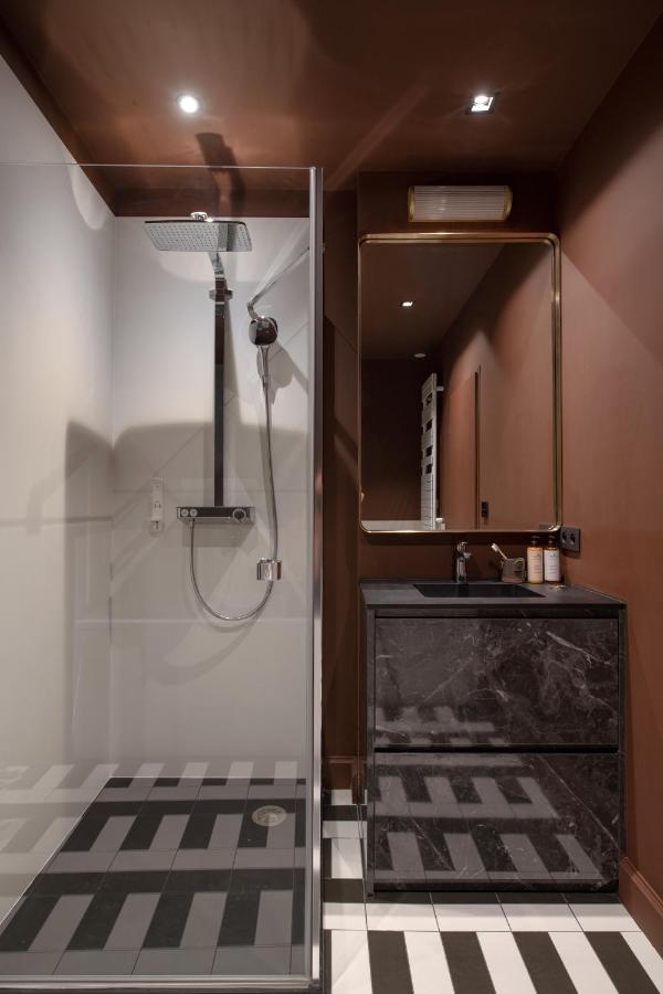 Mihotel Plat Лион Экстерьер фото